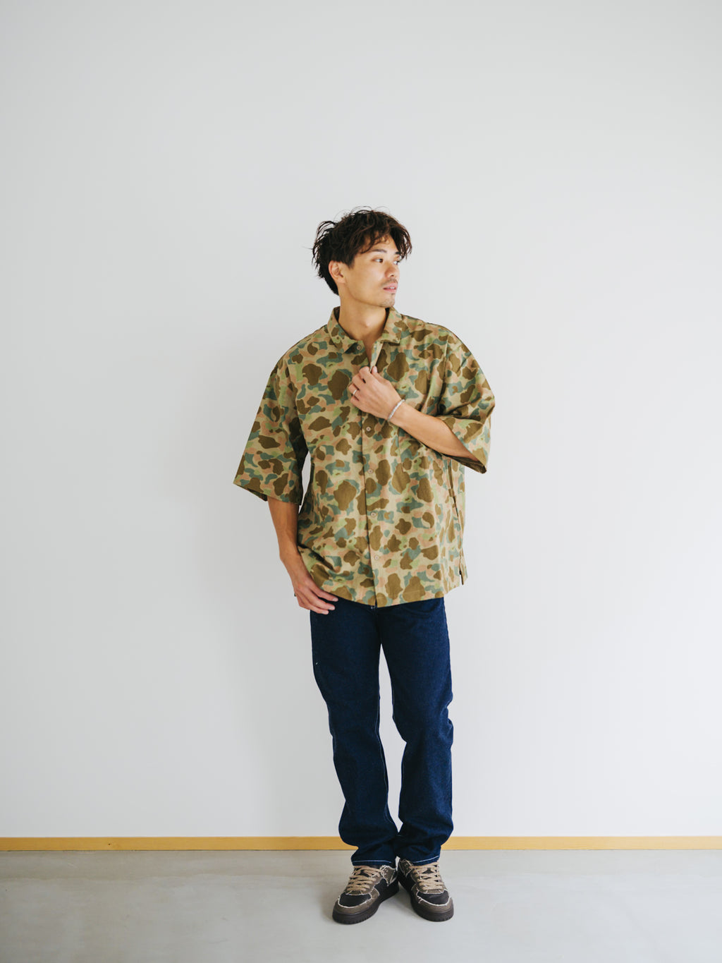半袖シャツ
