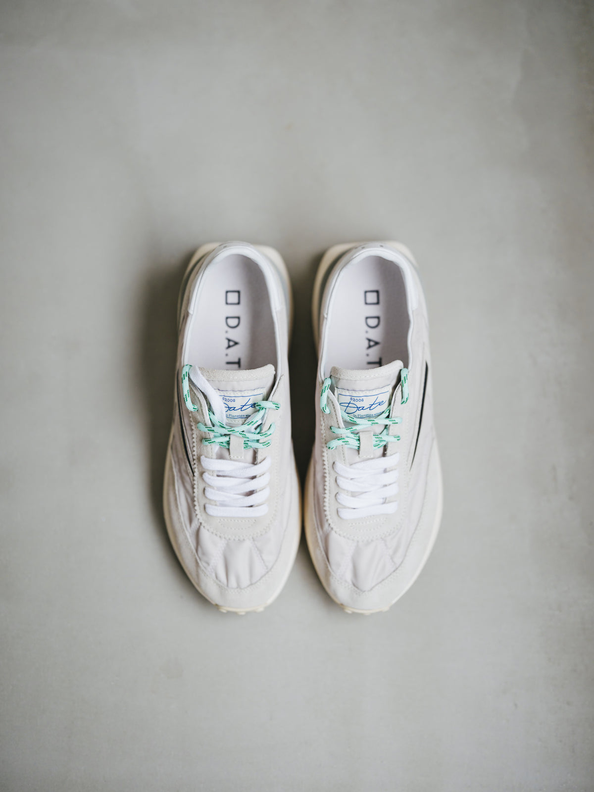 LIG LIGHT GREY R