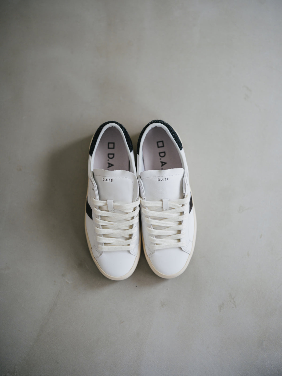 Hill Low CALF WHITE-BKACK