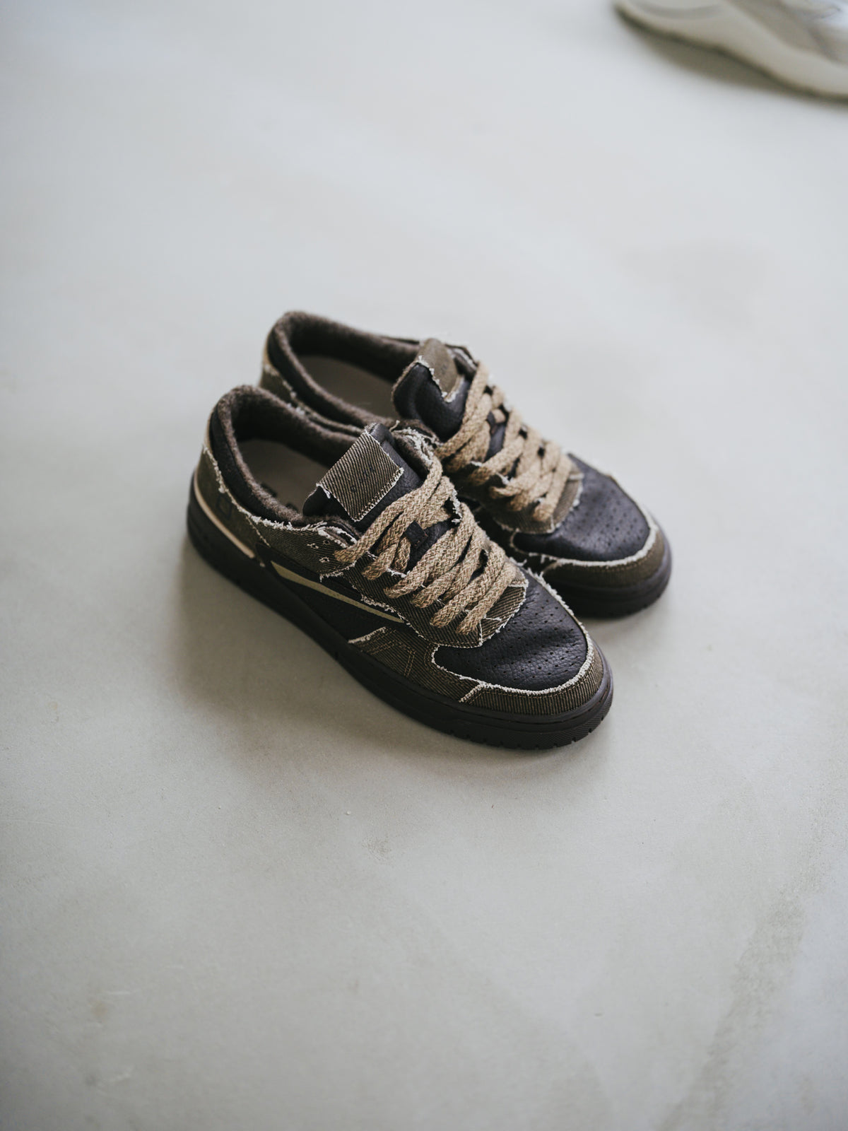 Torneo TEXTILE BROWN